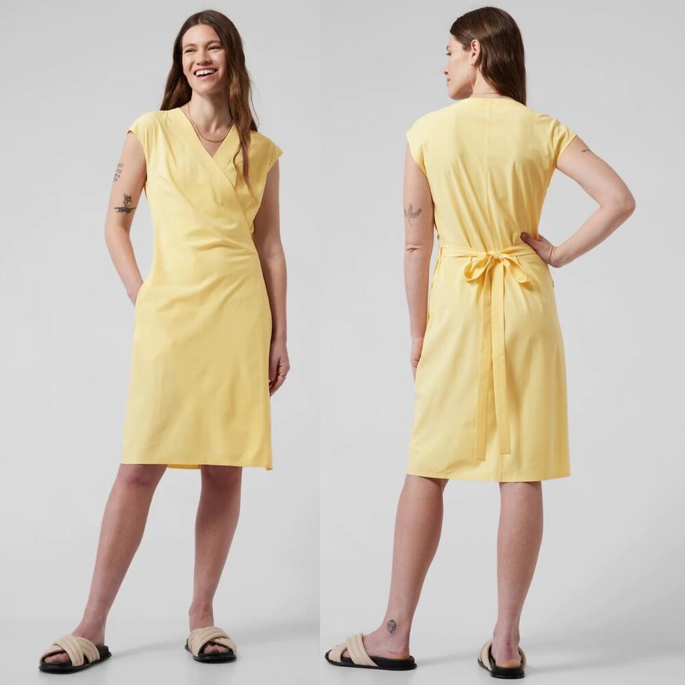NWOT Athleta Newport Active Stretchy Wrap Dress City Stripe Lunaria Yellow Small